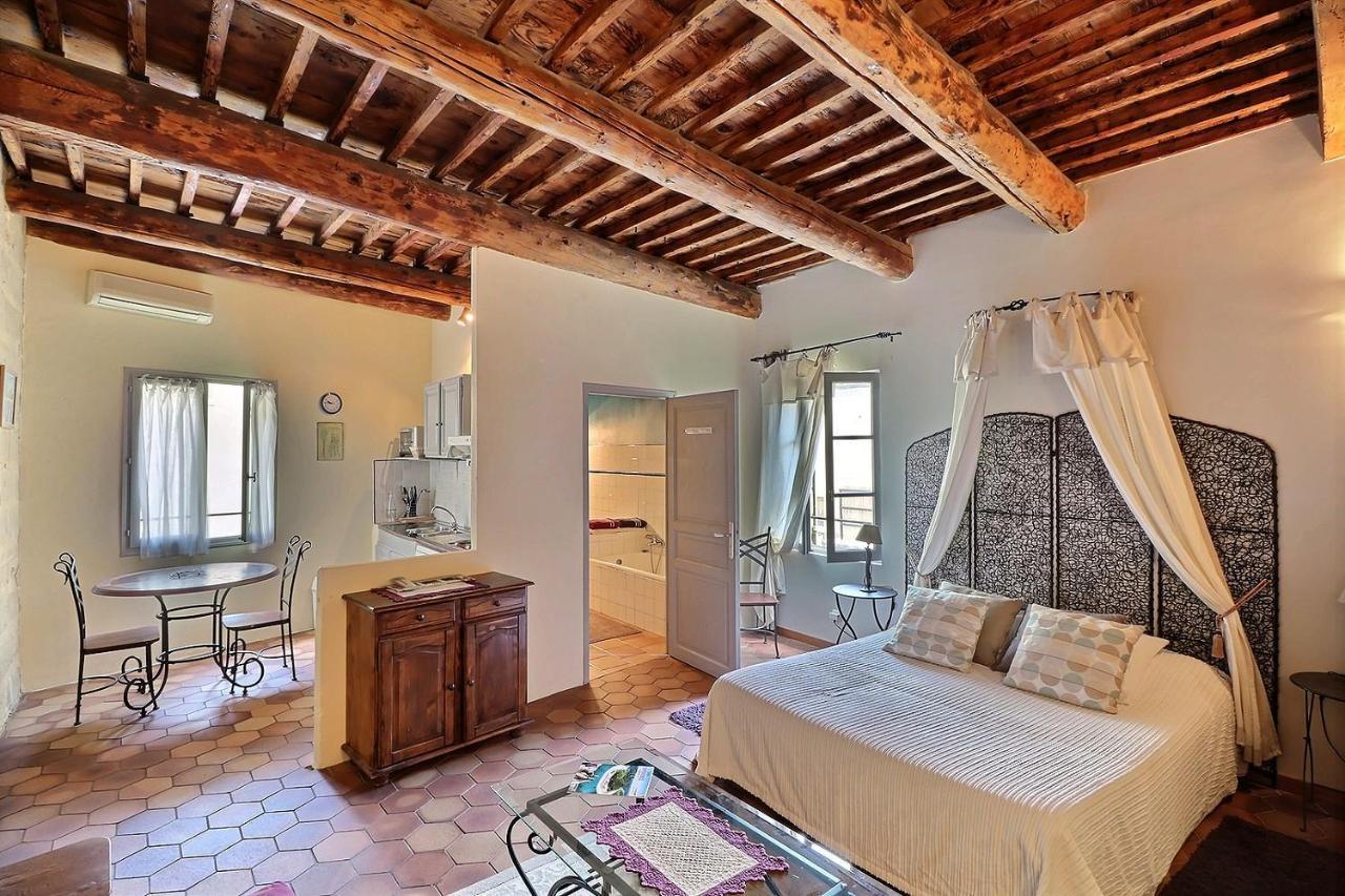 Bastide De La Treille Villa Montaren-et-Saint-Mediers ภายนอก รูปภาพ