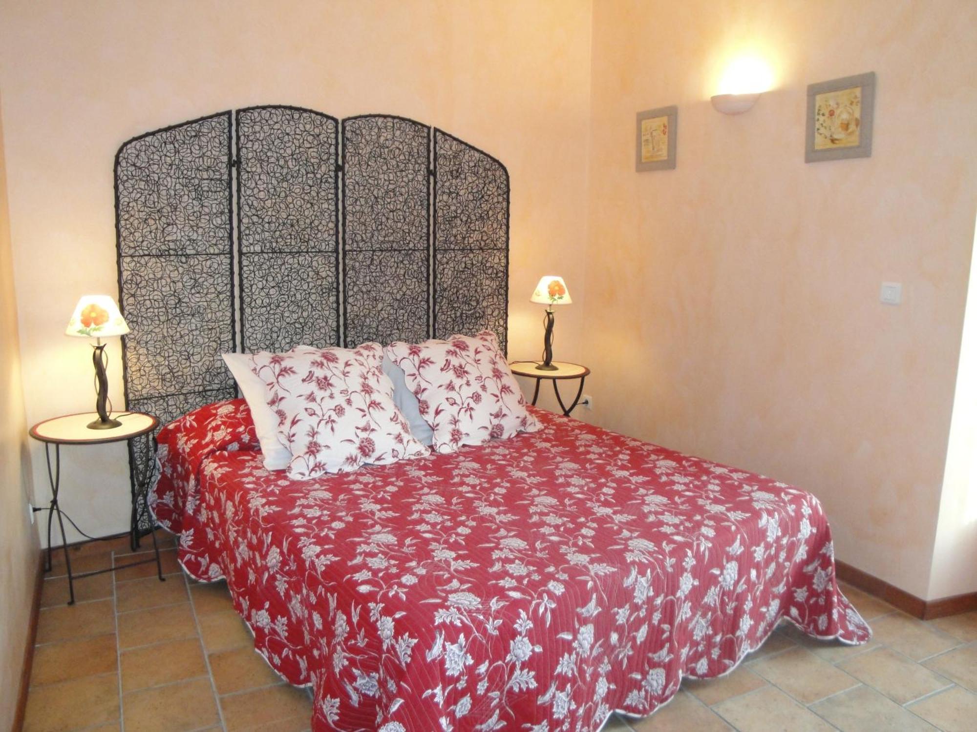 Bastide De La Treille Villa Montaren-et-Saint-Mediers ภายนอก รูปภาพ
